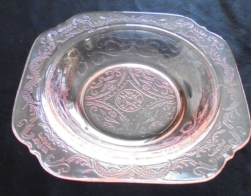 5 Depression Glass Patterns Collectors Avoid (Plus 3 That Still Go Unwanted) - Decor Hint Federal Madrid