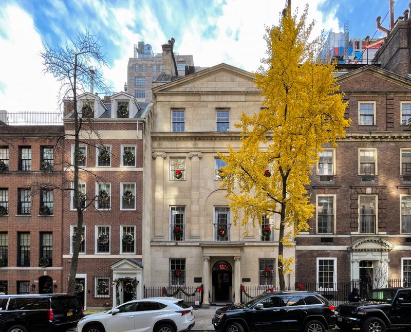 The Astors' Architectural Legacy: 15 Grand Estates From A Gilded Age Dynasty - Decor Hint 130 East 80th Street – New York City