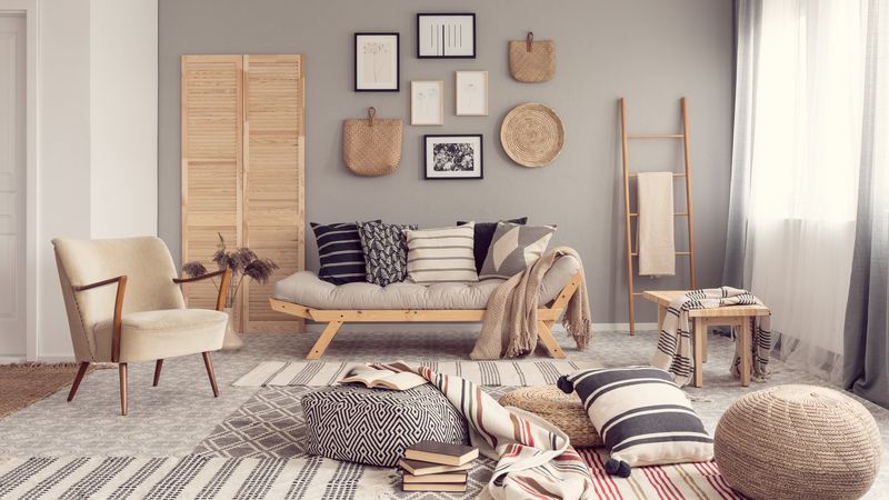 12 Items In Your Living Room That Make Your Home Look Cluttered - Decor Hint Excessive Throw Pillows