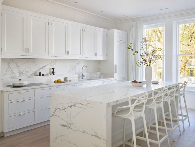 10 Kitchen Elements Bringing Down Houston Homes Plus 10 Designer-Approved Alternatives - Decor Hint Neutral, Timeless Color Schemes