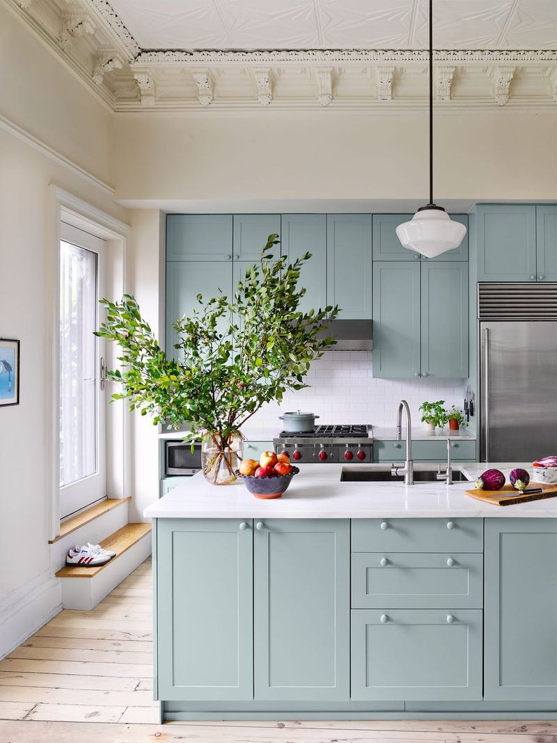 Loud or Dark Wall Colors