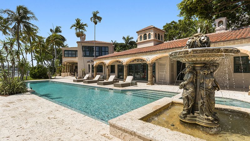 Overly Customized Luxury Estates Facing Reality Check