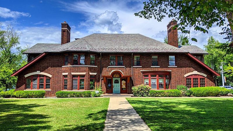The 10 Most Expensive Mansions In America And 5 Surprisingly Affordable Estates - Decor Hint Albert W. Henn Mansion – Euclid, Ohio
