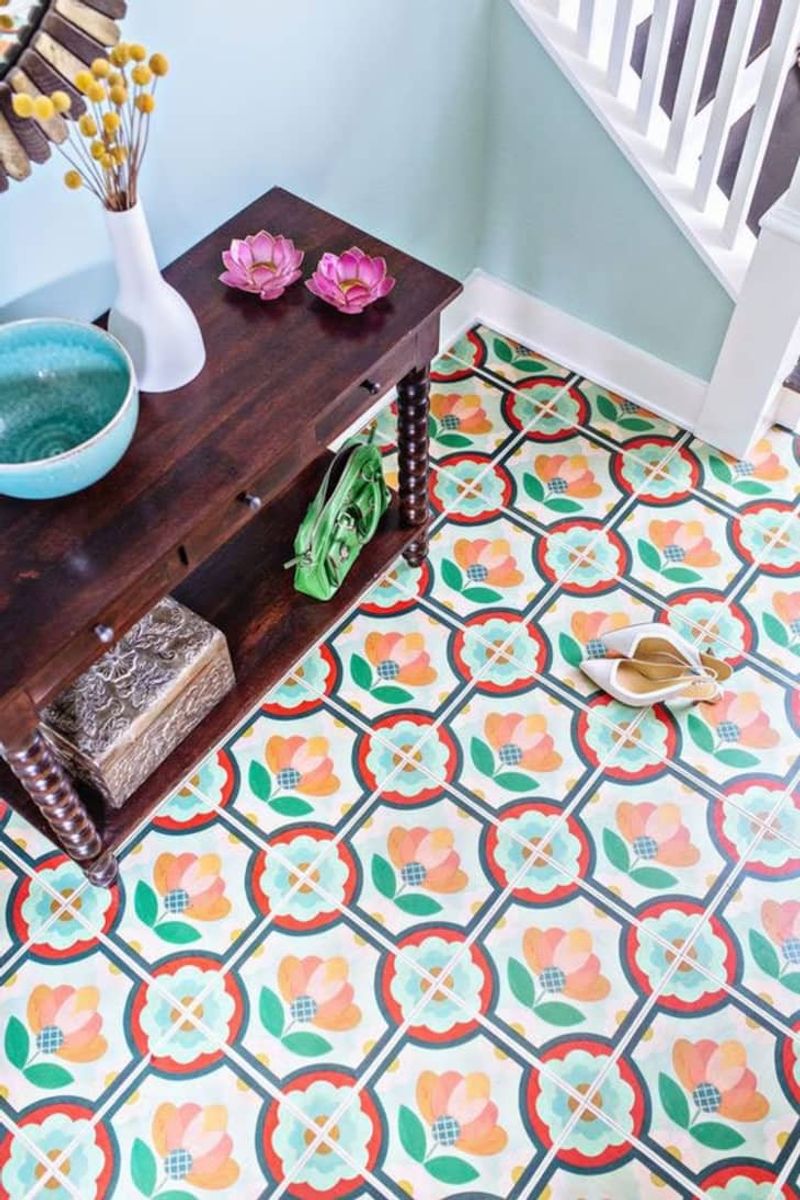 32 Things In Your Kitchen Illinois Designers Believe Diminish Your Home's Elegance - Decor Hint Loud Patterned Linoleum