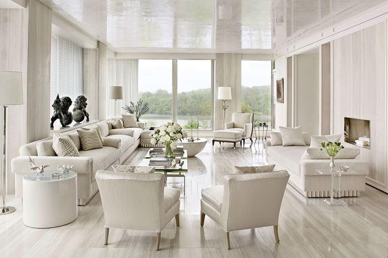 6 Paint Shades Pros Warn Against - And One That Surprisingly Makes The List - Decor Hint Stark Bright Whites