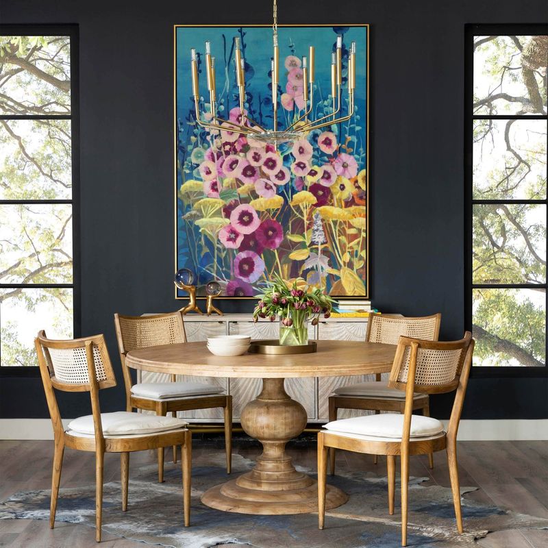 11 Dining Room Ideas Bringing Southern Charm Back To Georgia Interiors - Decor Hint Magnolia-Inspired Wall Murals