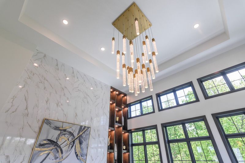 These 11 Things Are Scaring Off Buyers And These 11 Are Selling Homes Instantly - Decor Hint Modern Lighting Fixtures
