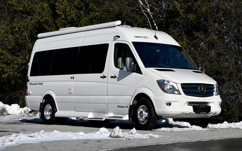 17 Motorhomes Perfect For Retired Couples Living The Dream - Decor Hint Pleasure-Way Plateau TS: Four-Season Comfort for Year-Round Adventures