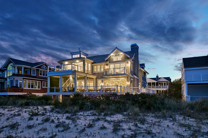 The End Of An Era: 14 Maryland Home Styles Becoming Obsolete By 2030 - Decor Hint Overly Themed Nautical Or Chesapeake Bay Styles