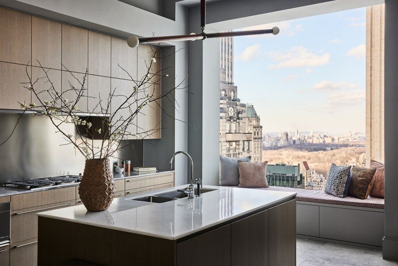 10 Dated Backsplash Trends And 10 Timeless Options They Should Be Exchanged With - Decor Hint Timeless: Stainless Steel