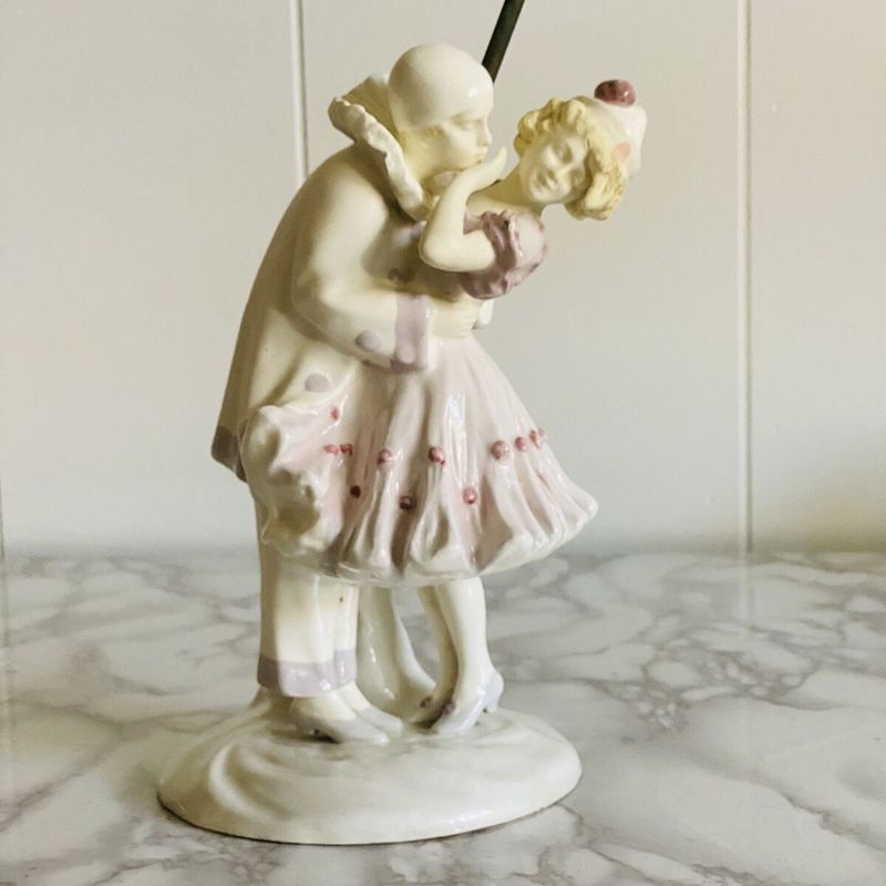 Precious Moments Figurines 