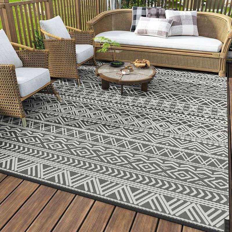 24 Screened-In Porch Ideas That Will Make Your Home The Ultimate Retreat - Decor Hint Outdoor Area Rugs