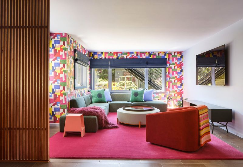 6 Sofa Colors That Always Look Good In California And 6 That Are Definitely Out - Decor Hint Neon Anything - Vacation Rental Vibes