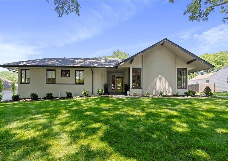 These 8 Homes Are Gaining Value Across Missouri - Decor Hint Ranch Revivals in Kansas City Suburbs