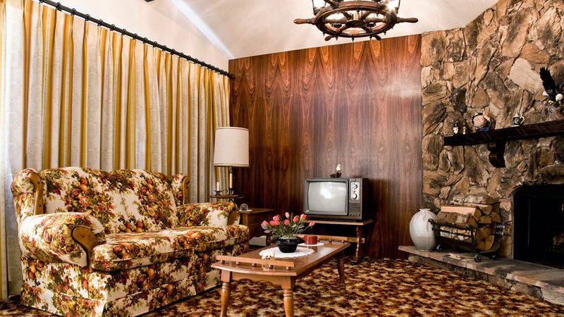 Buyers Want These 6 Home Features - But They're Steering Clear Of These 3 - Decor Hint Outdated Or Over-The-Top Decor