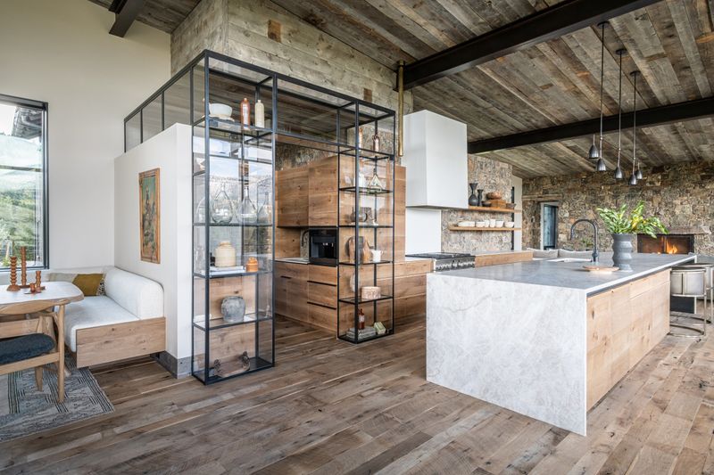 8 Things That Make Your Kitchen Look Cheap, Plus 8 That Elevate It - Decor Hint Natural Materials