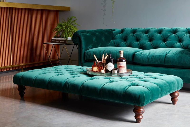The 11 Retro Finds Mississippi Experts Say Are Hot Again And 9 Timeless Favorites - Decor Hint Velvet Upholstery