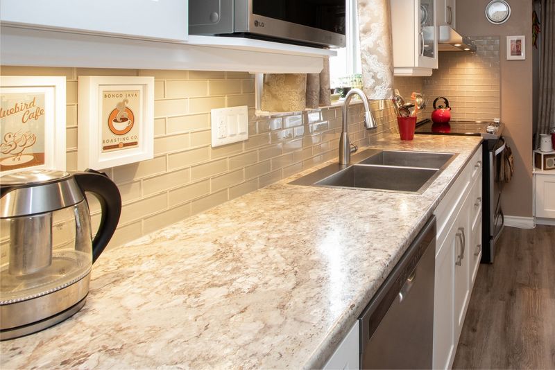 18 Popular Countertop Materials That Are Least Expensive And What To Know About Them - Decor Hint Laminate