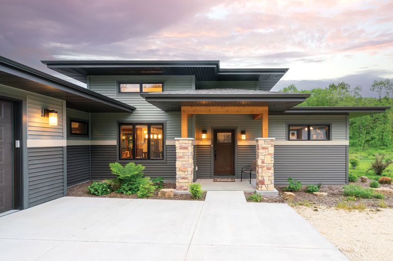 Wisconsin's Best-Kept Secrets, 8 Timeless Curb Appeal Styles - Decor Hint Prairie Style Houses