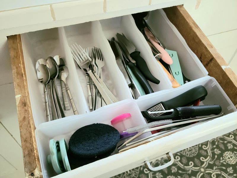 10 Kitchen Items That Drain Charm From Tennessee Homes (And 9 Stunning Upgrades Designers Swear By To Transform Your Space) - Decor Hint Drawer Organizers From The Dollar Store
