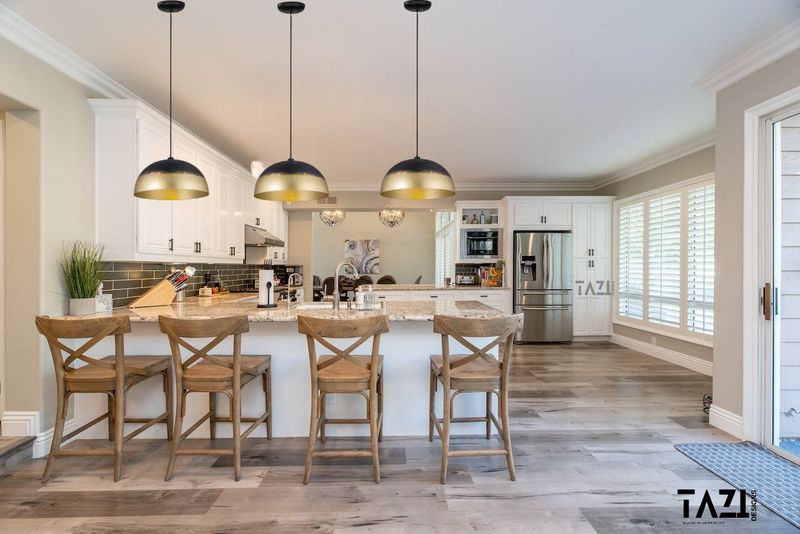 9 Cheap-Looking Kitchen Features To Avoid In Arizona, And 9 That Wow Buyers - Decor Hint Boob Lights