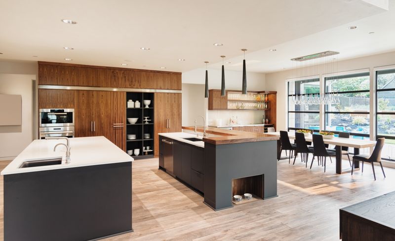 9 Kitchen Features That Impress Buyers, And 5 That Truly Stand Out - Decor Hint Double Islands