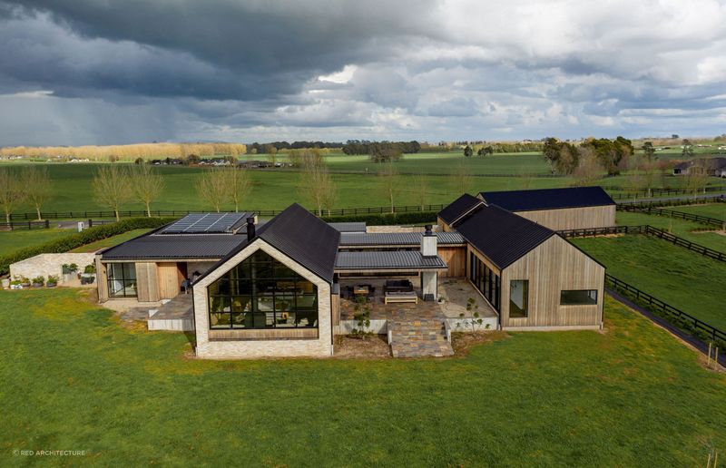 15 Modern House Design With An Amazing View - Decor Hint Modern Barnhouse Overlooking Rolling Fields