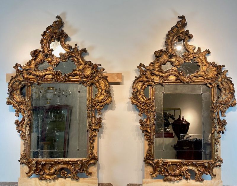 6 Decor Items In Katy Living Rooms Losing Their Value And 3 That Were Never Worth Much - Decor Hint Gilded Mirrors With Elaborate Frames