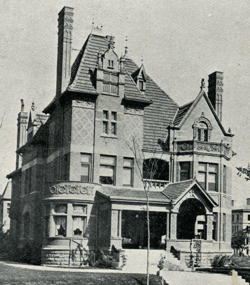 17 Industrial-Era Mansions In Ohio That Became Ghostly Reminders - Decor Hint The Pugh House (Columbus)