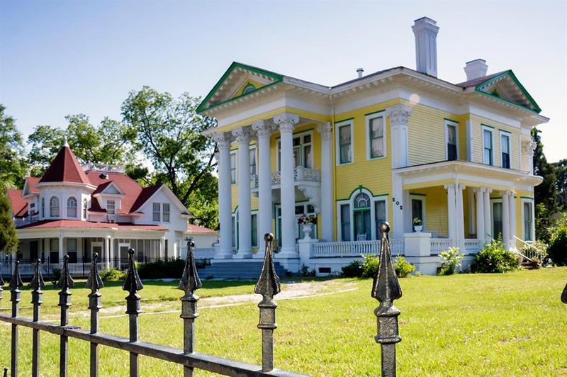 Historic 120-Year-Old Alabama Mansion Offers A Rare Look Into The Past - Decor Hint Future Plans or Current Use