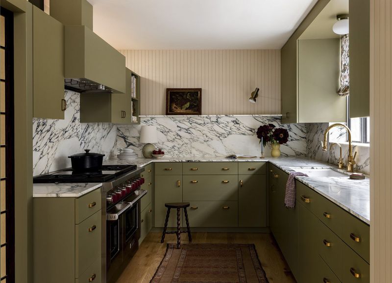 7 Kitchen Colors That Are Officially Out In Rockford Homes + 4 That Were Never Truly In Style - Decor Hint Olive Green
