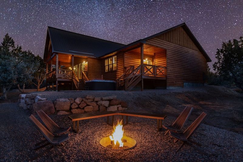 13 Exterior Design Ideas For Desert-Style Homes In Pennsylvania - Decor Hint Strategic Lighting Design