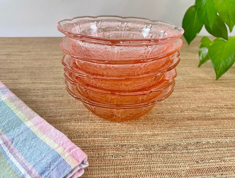 6 North Carolina Antiques In Cary That Might Be Priceless And 6 Ones That Are Worthless - Decor Hint Mass-Produced Depression Glass