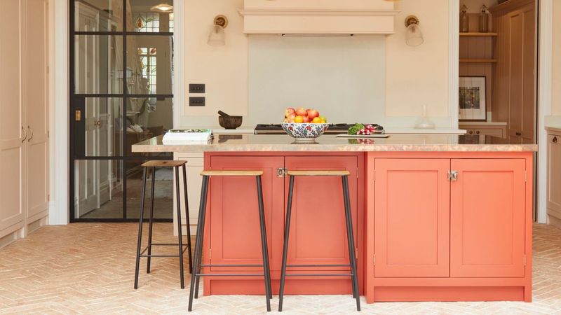 5 Kitchen Colors Going Out Of Style In Vancouver (And 7 Always On Trend) - Decor Hint Salmon Or Coral Tones