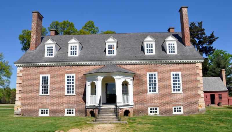 Inside 22 Historic Virginia Homes That Feel Frozen In Time - Decor Hint Gunston Hall: Mason's Architectural Masterpiece