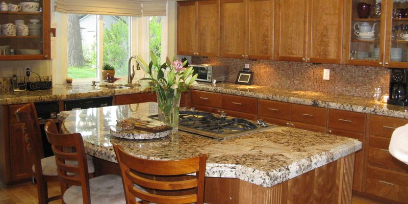 Oregon Experts Warn These 17 Residential Looks Are Fading Fast - Decor Hint Heavy Granite Counters