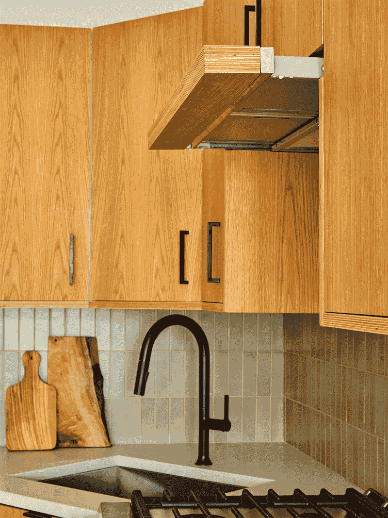 Plastic Drawer Pulls (Dropping)