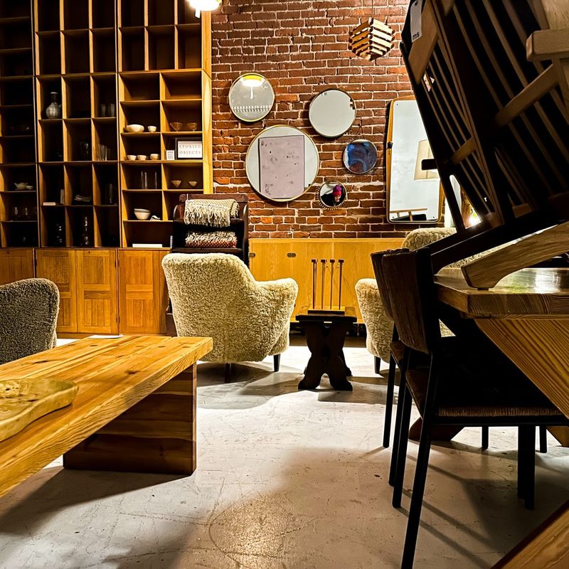 15 Insider Tips On What To Look For While Thrifting In Portland - Decor Hint Seating Comfort That Lasts