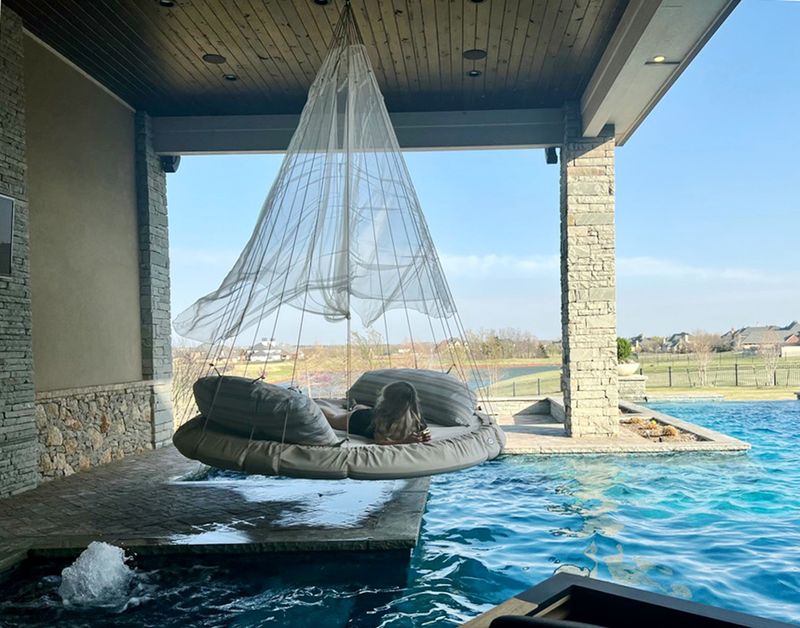 37 Stylish Poolside Designs That Make Everyday Feel Like Vacation - Decor Hint Poolside Outdoor Bed Swing