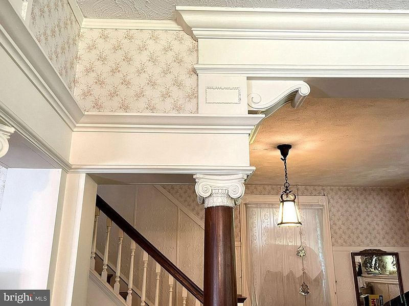 14 Pennsylvania Housing Trends Likely To See Reduced Demand By 2030 - Decor Hint Ornate Crown Molding