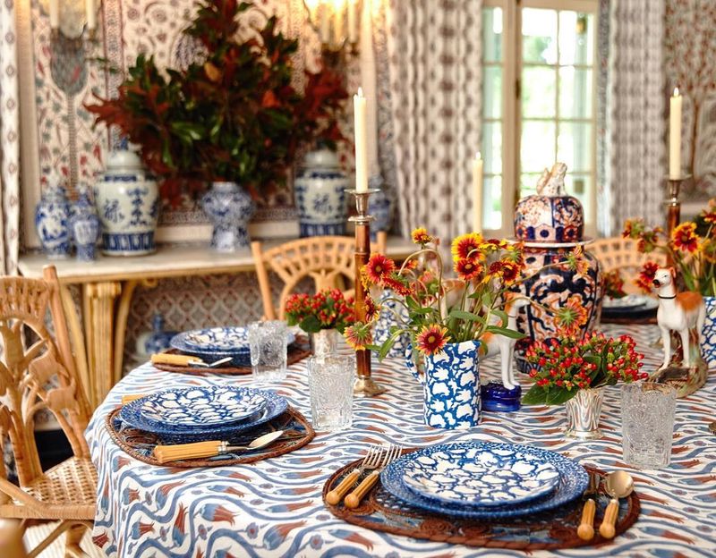 Dutch Delft-Inspired Dining Room
