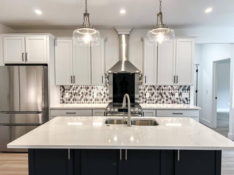 10 Kitchen Items That Drain Charm From Tennessee Homes (And 9 Stunning Upgrades Designers Swear By To Transform Your Space) - Decor Hint Stainless Appliances That Stand The Test Of Time