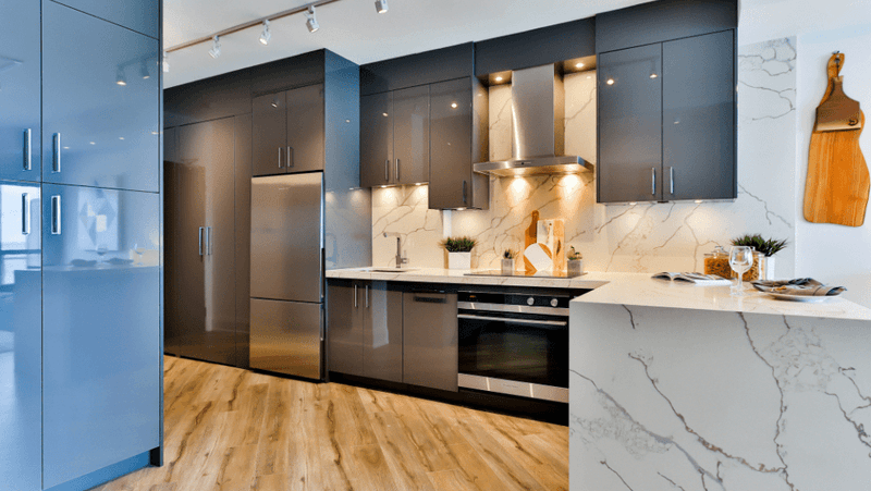 16 Kitchen Design Mistakes That Push Buyers Away In Washington Say The Pros - Decor Hint Cluttered Countertops