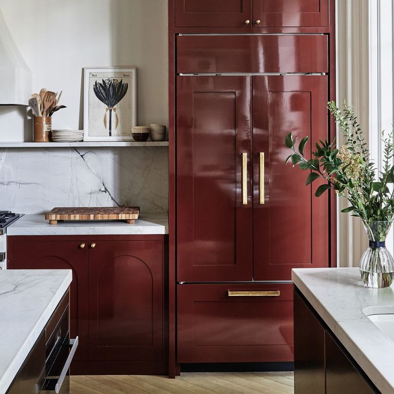 Lacquered Kitchen Cabinets