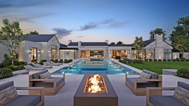 By The End Of 2025 These 11 Types Of Homes Will Plummet In States Like Arizona - Decor Hint Excessive Luxury Condos