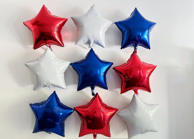 17 Effortless 4th Of July Decorations That Make A Big Impact - Decor Hint Star-Shaped Balloons