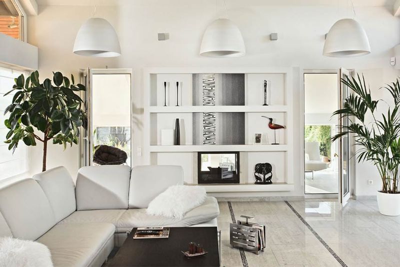 These 13 Overdone 2025 Home Styles Have Designers Rolling Their Eyes - Decor Hint All-White Everything
