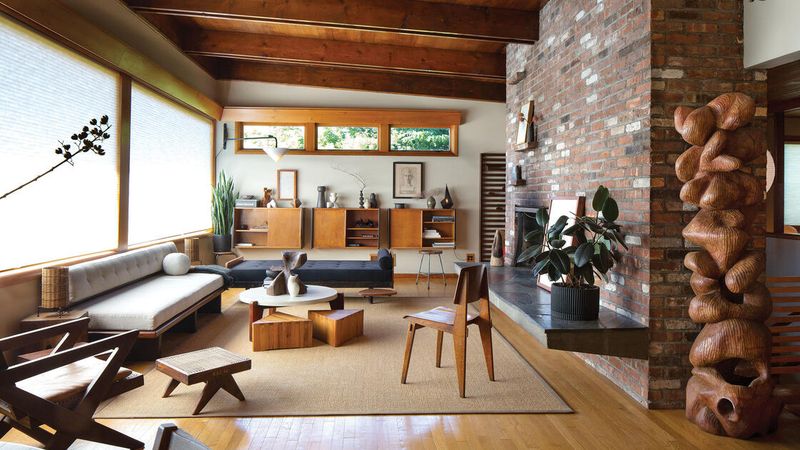 4 Vintage Decor Pieces Losing Value In Jersey City Homes And 6 That Still Impress - Decor Hint Still Valuable: Mid-Century Modern Furniture
