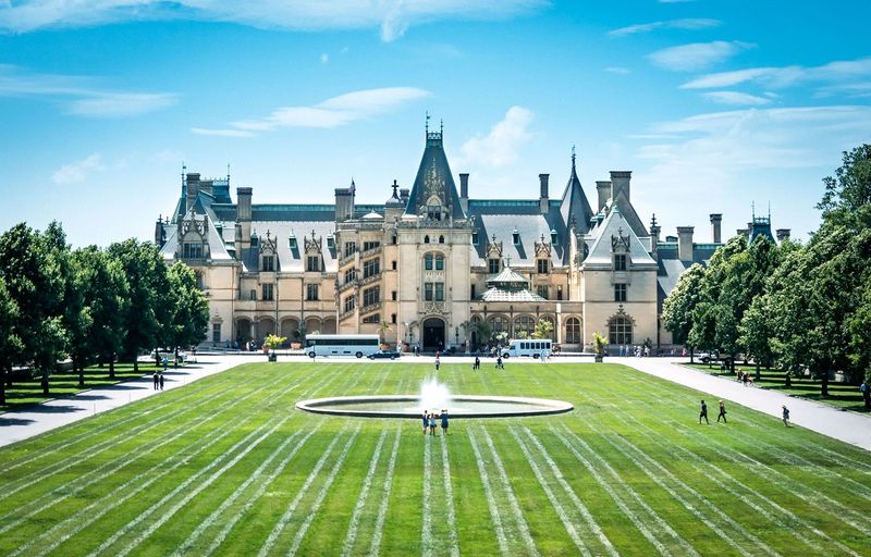 7 Of The Cheapest Mansions In America Plus 5 More You Won't Believe Are That Affordable - Decor Hint Biltmore Estate