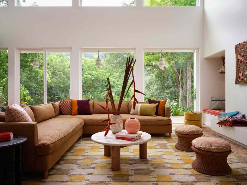 I’ve Watched These 10 Trends Gain Momentum And These 10 Will Be Big By Late 2025 - Decor Hint Earth-Toned Interiors